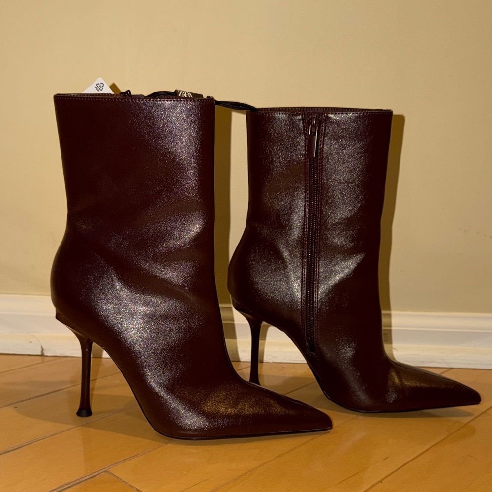 Zara Shiny Brown Heeled Boots